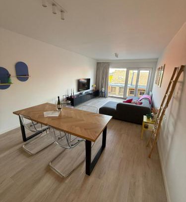 Mechelen Apartment | Casa Congé - Colorful Stay & Free Wine Bottle