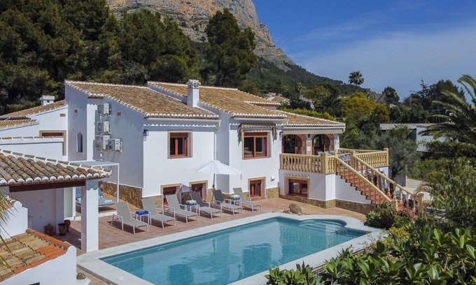 Ermita Villa | Casa Cora