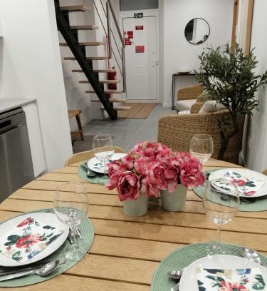 Sao Pedro House | Casa Corisca - stylish, cosy, top location in the heart of Faro