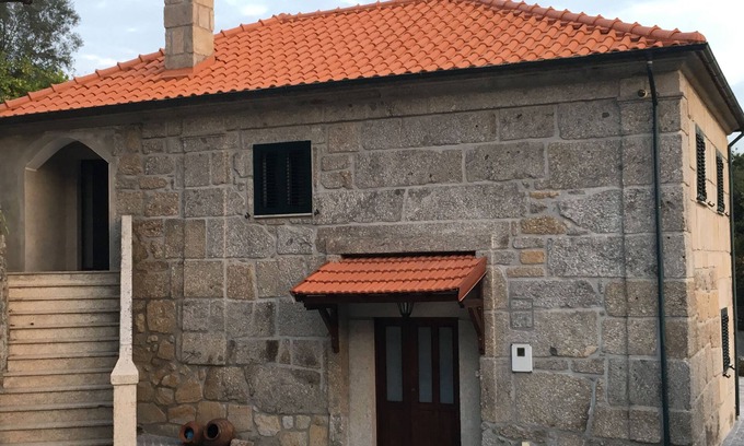 Povoa de Lanhoso Villa | Casa da Ramada in the center of Minho 8 km from the village of GERÊS.