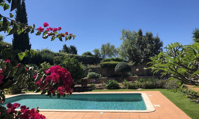 Poco do Mouro Villa | Casa das Rosas, a peaceful stress-free villa to relax