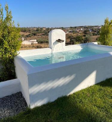 Sao Pedro do Corval House | Casa das Chaminés