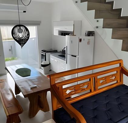 Buzios House | Casa de 2 suites com piscina e churrasqueira