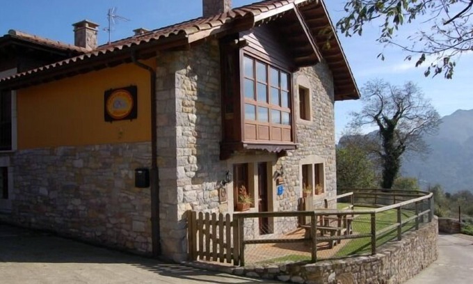 Penanes Cottage | "Casa de Aldea Peñanes 1", 15 minutes from Oviedo.