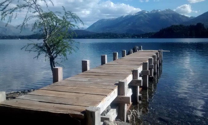 Peninsula San Pedro House | Casa de campo con costa de lago