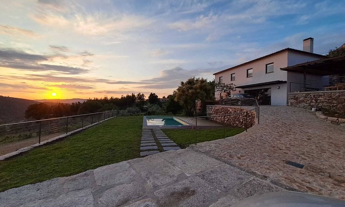 Meada Cottage | Casa de Campo em Quinta Rural com Piscina
