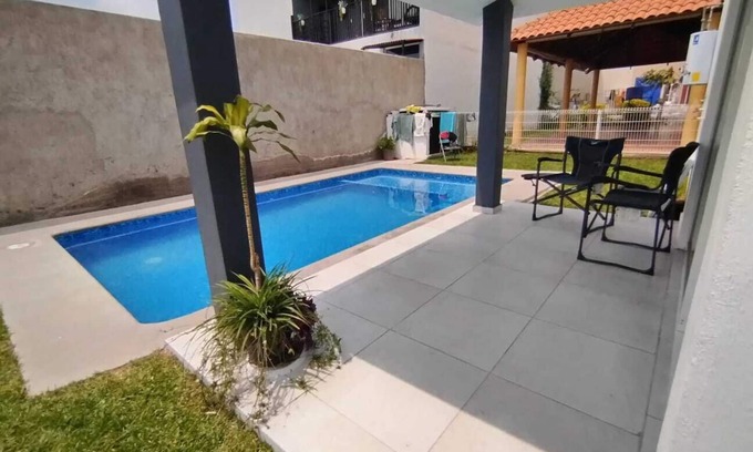 Tlajomulco de Zuniga House | Casa de Descanso con Alberca a 40 Mins de Guadalajara