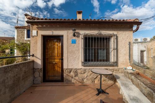 Ortigosa del Monte House | Casa De Los Abuelos