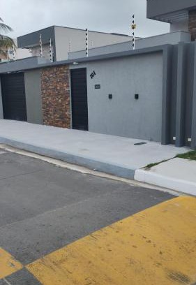 Praia do Frances House | Casa de Praia, Piscina e Conforto no Frances