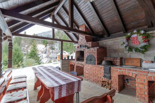 Vidra Ski Chalet | Casa de Vacanta Cascada