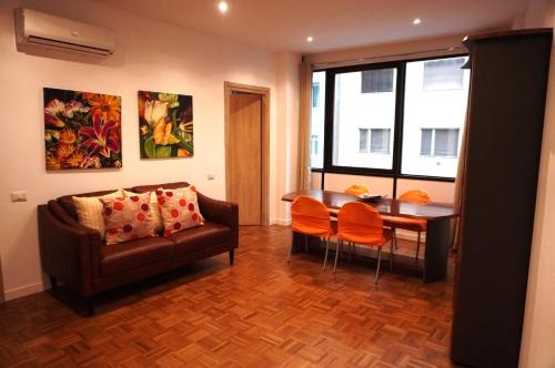 Bari City Centre Apartment | Casa dei Fiori Colorful Apt