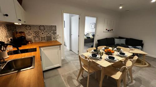Pla del Bon Repos Apartment | Casa Del Mar 2