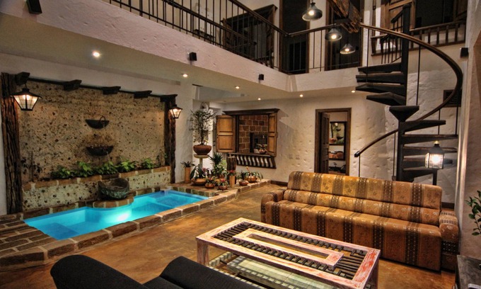 La Florida Apartment | Casa del Reloj CASCADA -Luxury, WaterFall Jacuzzi, Apartment Suite, 1130 sq Feet