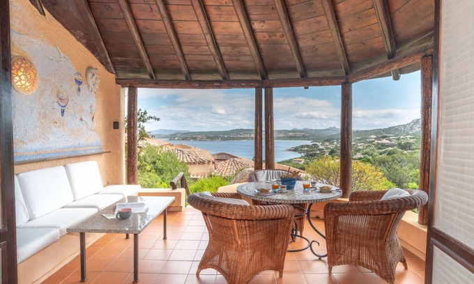 Punta Sardegna House | Casa del Sole by Interhome