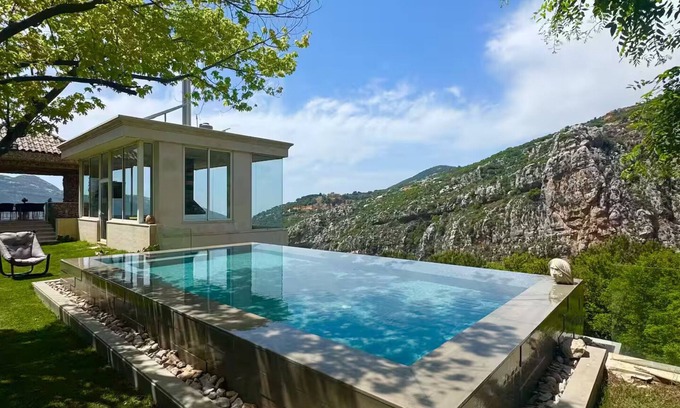 Tannourine El Tahta House | Casa Del Sultan Infinity Pool Garden Private
