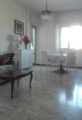 Albissola Marina Apartment | Casa di Alessio, 6 posti letto a 200 mt dal mare