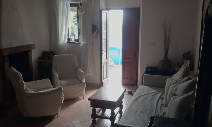 Pescia House | Casa di Barignano, a secluded place in the heart of Tuscany with a fireplace