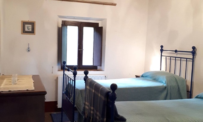 Lorenzana Bed & Breakfast | Casa Divina B&B- Pisa - TUSCANY - YOGA NATURE Plant based - PEACE ROOM