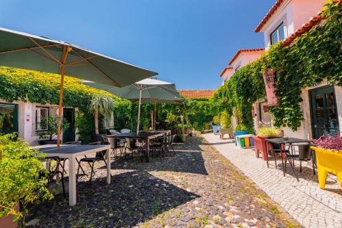 Misericordia House | Casa do Patio by Shiadu