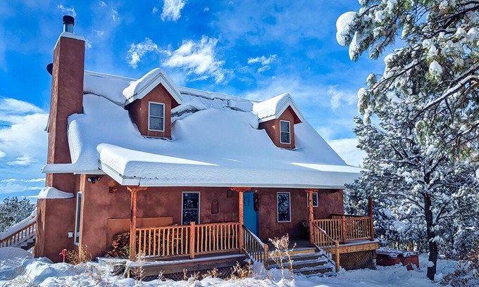 Valdez House | ★ Casa Dos Burros- Fireplace, Hot Tub, Ski, Hike, 🏔 Views, 🐶Dog Friendly