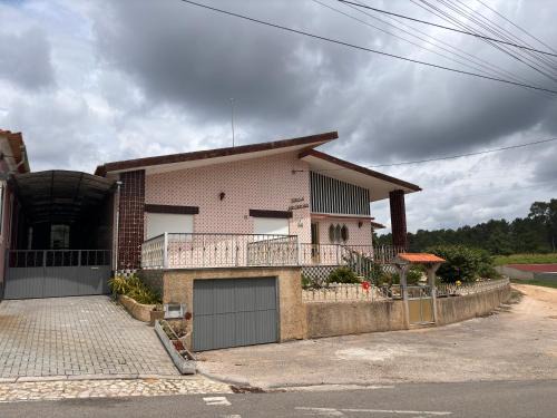 Anadia House | Casa dos Neto Santiago
