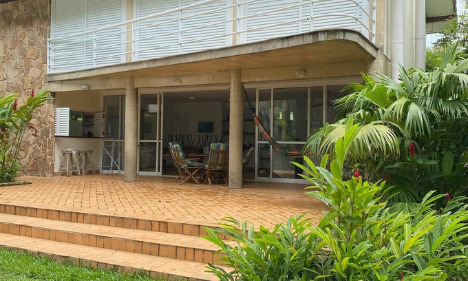 Costa do Sol House | Casa em Condomínio Fechado em Frente ao mar e ao Lado do rio