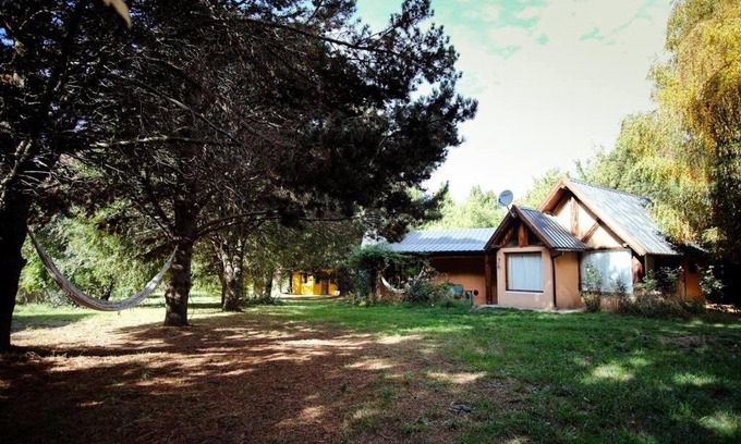Peninsula San Pedro House | Casa en el bosque a metros del lago Nahuel Huapi
