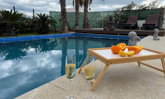 Cullera House | Casa en la playa con piscina privada, barbacoa y chimenea junto a Valencia.