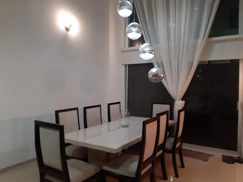 Alvarado Villa | Casa en Punta Tiburon Marina y Golf