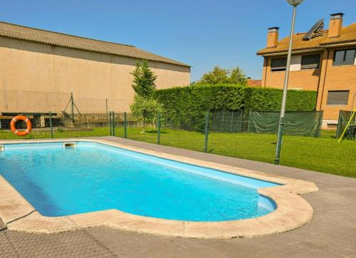 Urunuela Apartment | Casa Entre Viñas, jardin privado y piscina comun