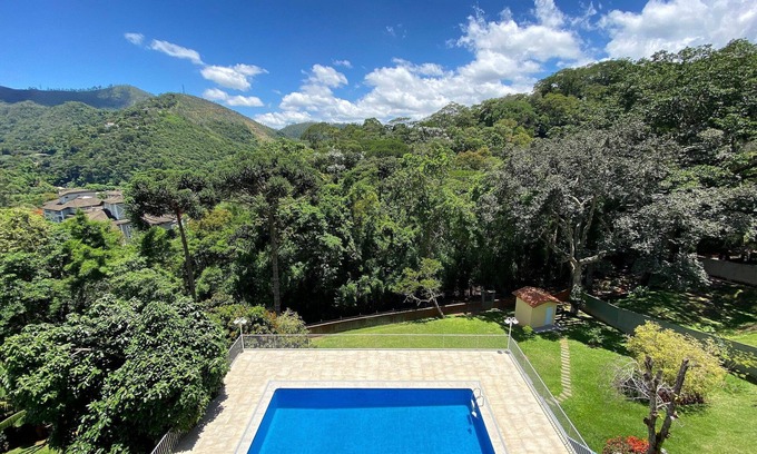 Itaipava House | Casa Feliz: service, heated hydro, swimming pool