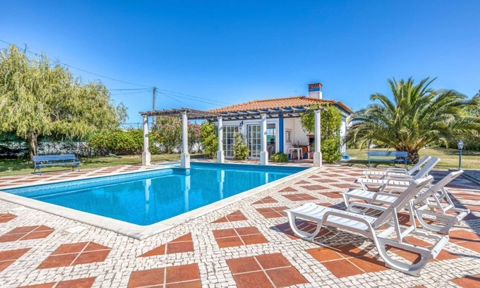 Vale de Santarem Villa | Casa Filipa - Four Bedroom Villa, Sleeps 8