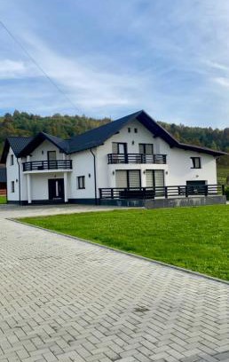 Rozavlea House | Casa Florus