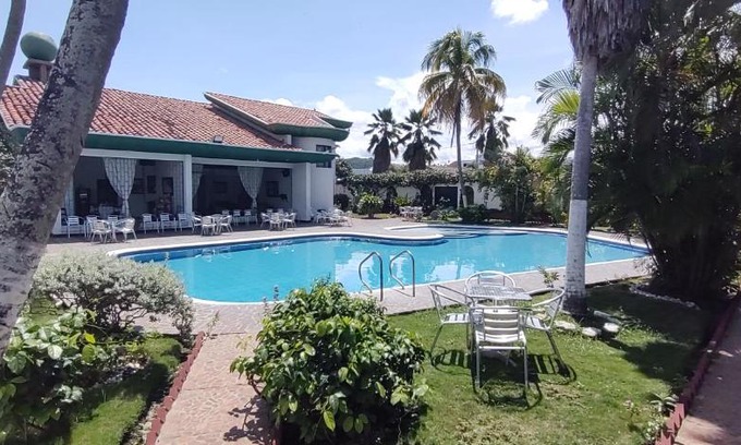 Honda Bed & Breakfast | Casa Frasser