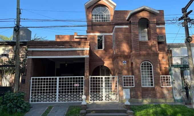 Tucuman House | Casa Frente Parque Guillermina