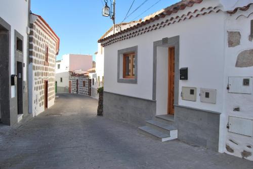 Tejeda House | Casa Guayarmina