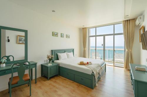 Phu Hai Beach Apartment | Casa Home - Ocean Melody - Beach Front 3br Apartment