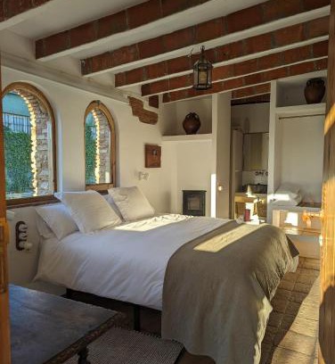 Riudoms Villa | Casa Hostalets - Renovated casa in the middle of the olive trees near the beach