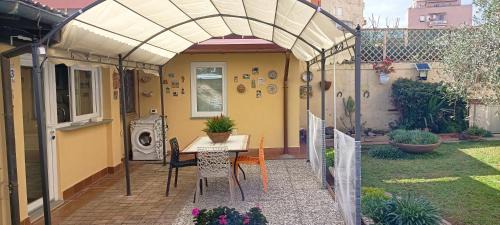 Piombino Apartment | Casa in giardino