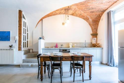 Bergamo Apartment | Casa Ipogea Elegant Apt 2 bathroom wifi