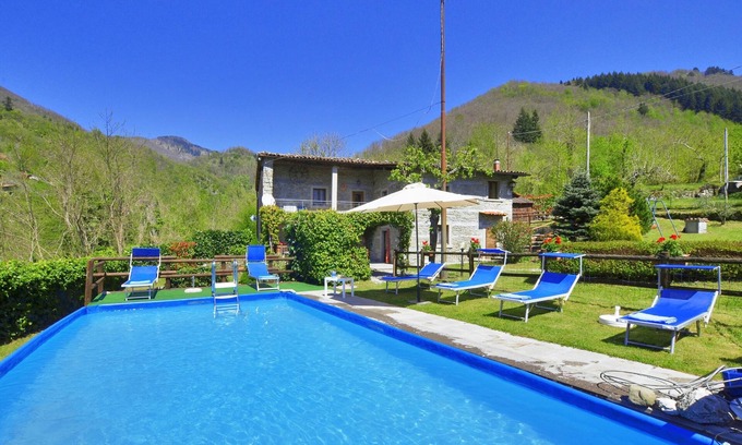 Castiglione di Garfagnana House | Casa Le Meriche, Castiglione di Garfagnana, Italy