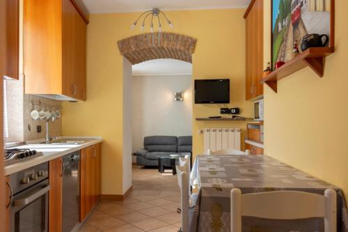 Clusone Apartment | Casa La Corte in centro, self check in