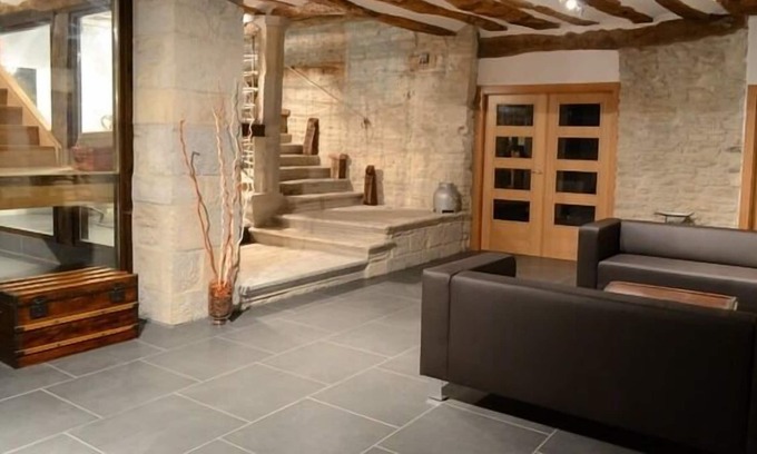 Goni Cottage | Casa Larraya I and II 16-20 people
