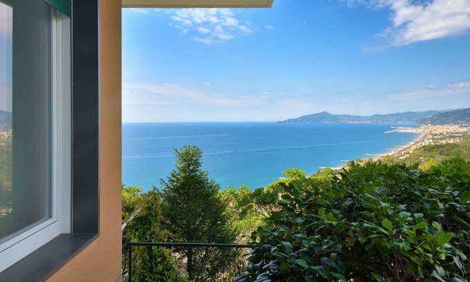Villaggio Cledai Apartment | Casa Leni Liguria near Cinque Terre & Portofino