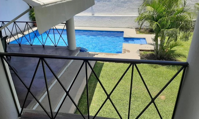 Tres de Mayo House | CASA LEYNA totalmente independiente, de un piso