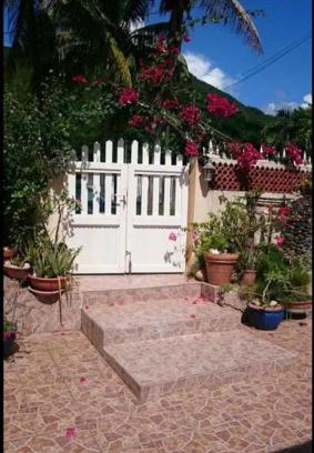 Case-Pilote Bed & Breakfast | Casa Lof
