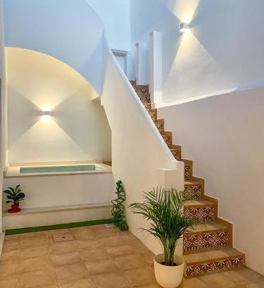 Sao Pedro House | Casa Longa Faro - Traditional Portuguese House with modern comforts