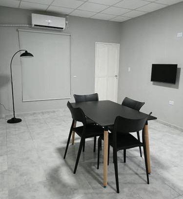 Dos de Abril Department House | Casa Los Lapachos