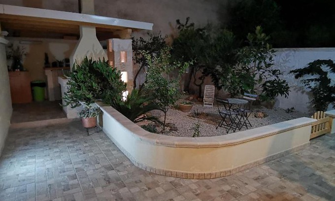 Montalbano House | Casa Magnolia