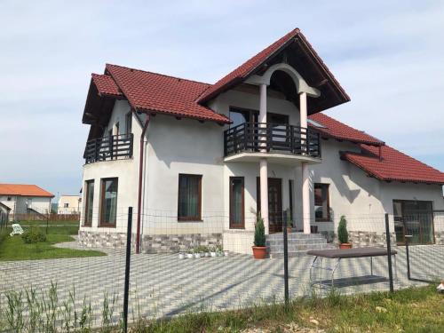 Beclean House | Casa Magnolia